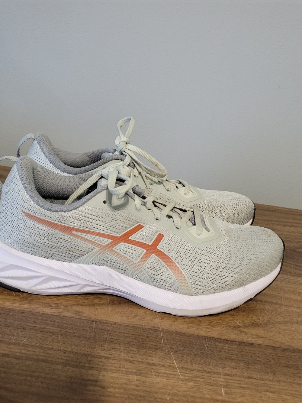 ASICS Men's Light Mint Athletic Sneakers Logo